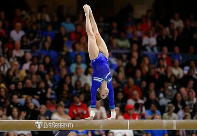 Illustration acrobats - Image 2