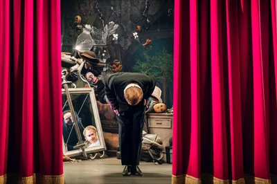 Illustration pretense - Image 1