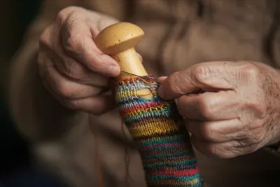 Illustration darner - Image 1