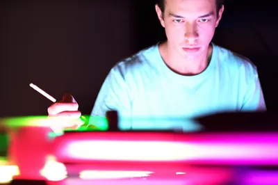 Illustration addict - Image 1