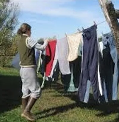 Illustration hanger - Image 3