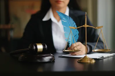 Illustration attorney - Image 1