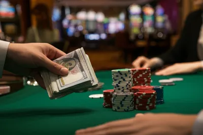 Illustration drop - Image 1