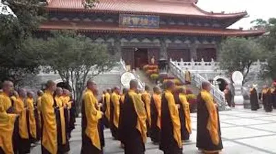 Illustration monastic - Image 2