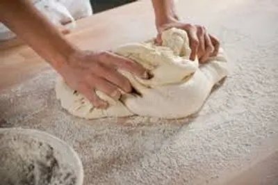 Illustration knead - Image 2