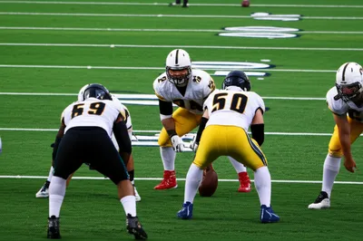 Illustration pistol - Image 1