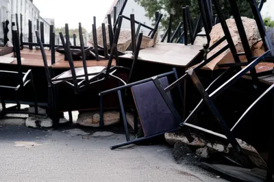 Illustration barricaded