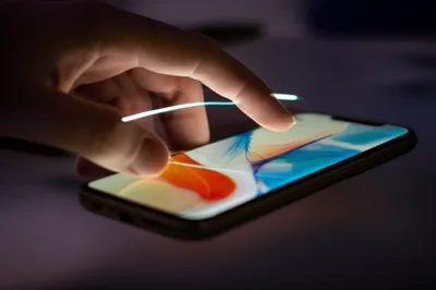 Illustration swiped - Image 1