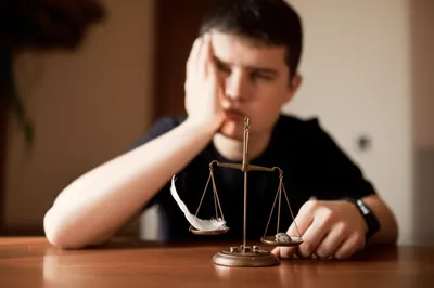 Illustration deliberated