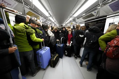 Illustration cramped - Image 1