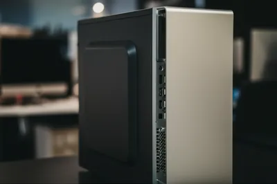 Illustration bustle - Image 1