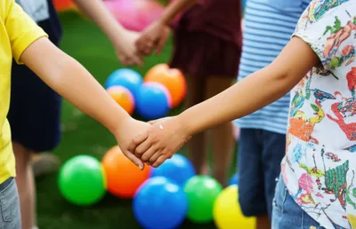 Illustration globes - Image 1