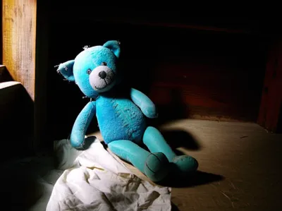 Illustration abused - Image 1