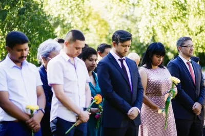 Illustration respects - Image 1