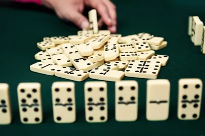 Illustration bank - Image 1