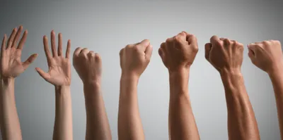 Illustration fisted - Image 1