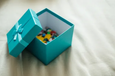 Illustration unwrapped - Image 1