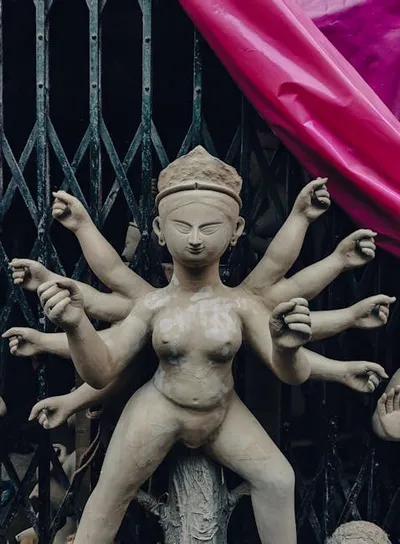 Illustration deify - Image 2