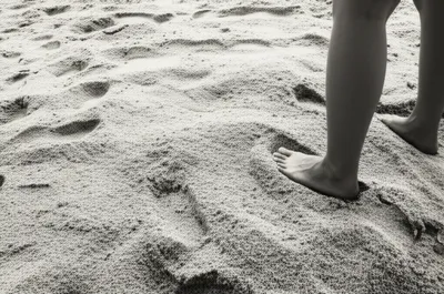 Illustration gritted - Image 1