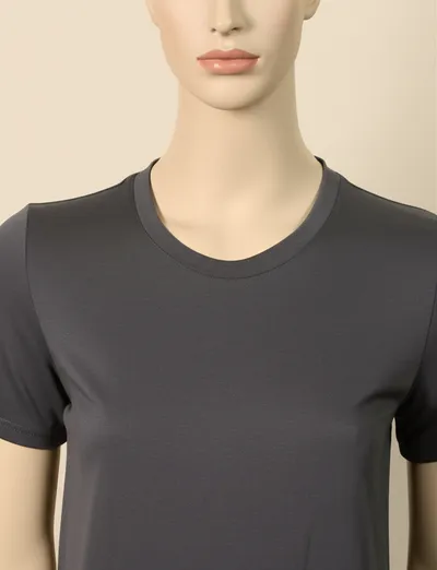 Illustration neckline