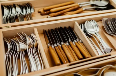 Illustration canteens - Image 1