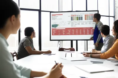 Illustration coach - Image 1