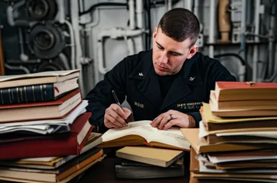 Illustration writers - Image 1