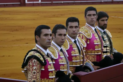 Illustration cuadrillas - Image 1