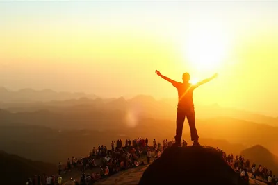 Illustration extolled