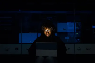 Illustration login - Image 2