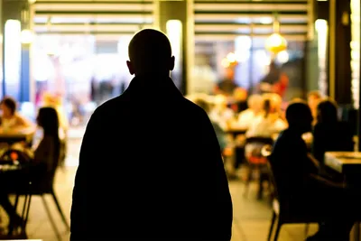 Illustration antisocial - Image 1