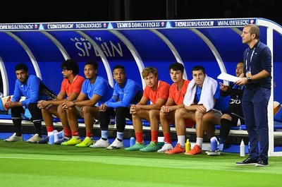 Illustration bench - Image 1