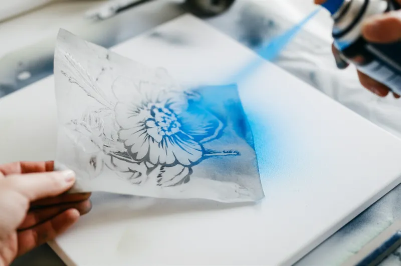 Illustration visuelle du mot « stencils » - Pochoirs