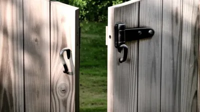 Illustration swinging - Image 1