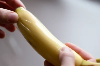 Illustration glove - Image 1