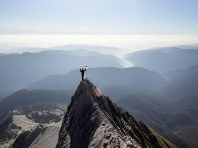 Illustration claiming - Image 1