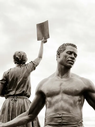 Illustration proclaims