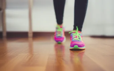 Illustration sneak - Image 1