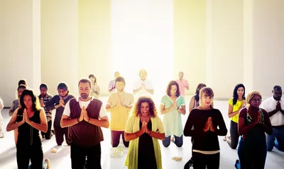 Illustration worshiping - Image 1