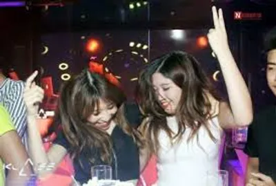 Illustration racket - Image 3