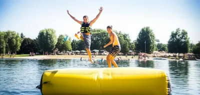 Illustration blob - Image 1