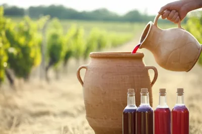 Illustration urns - Image 1