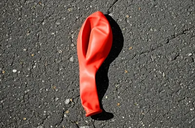 Illustration disappointing - Image 1