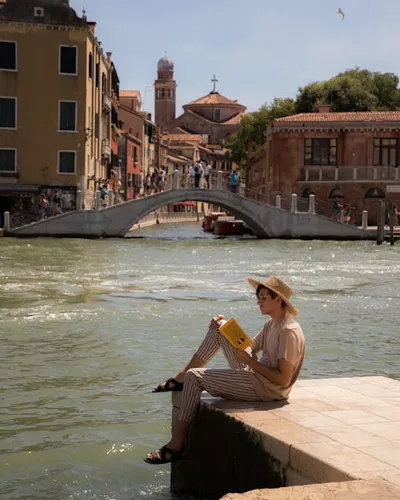 Illustration reads - Image 2