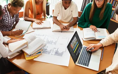 Illustration majors - Image 1