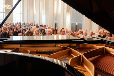 Illustration prodigy - Image 1