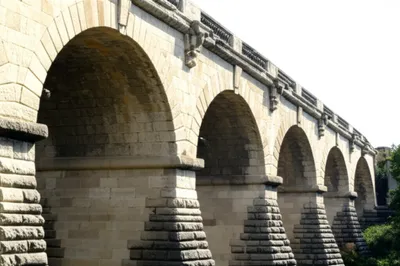 Illustration arches - Image 1