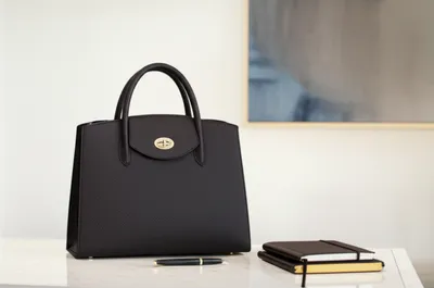 Illustration branded - Image 1