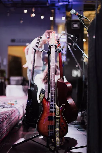 Illustration stowed - Image 3