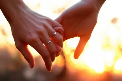 Illustration marrying - Image 1